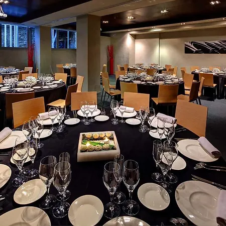 Olivia Plaza Hotel 